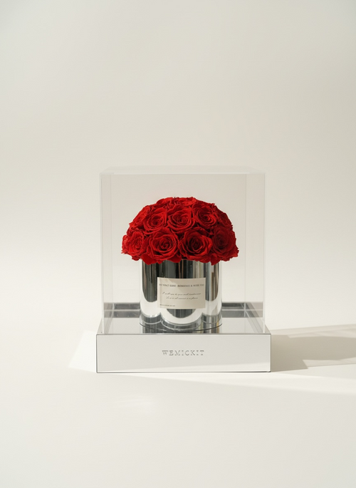 Aesthete - Acrylic Preserved Flower Decor