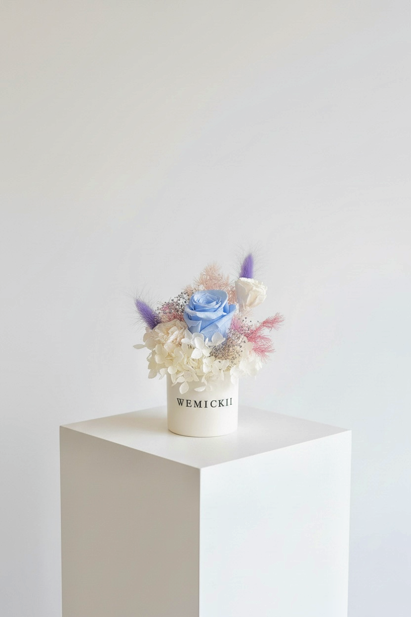 Ocea Pearl - Preserved Flower Vase Decor