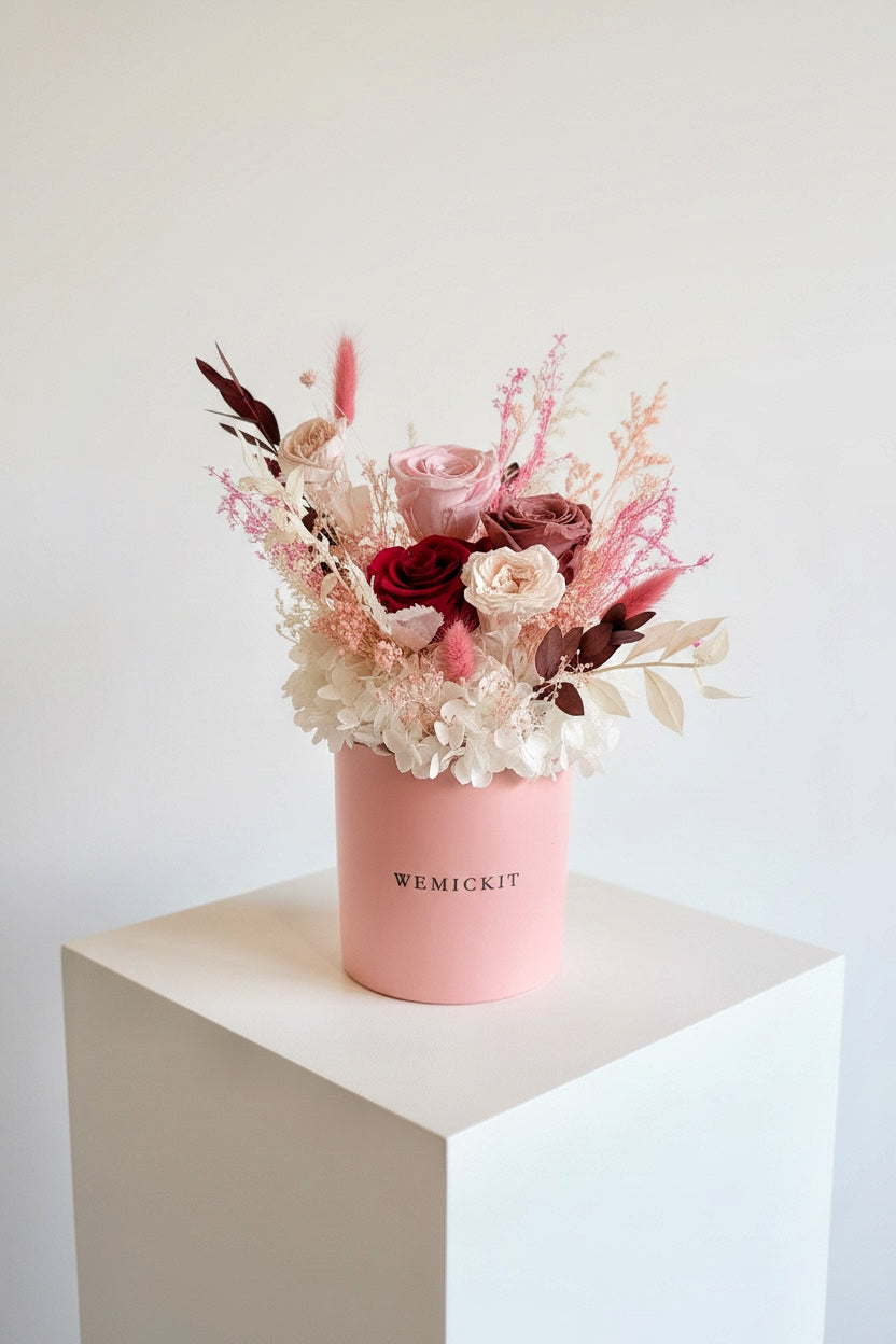 Estrus - Everlasting Preserved Flower in Vase – Pink | Anniversary Gift