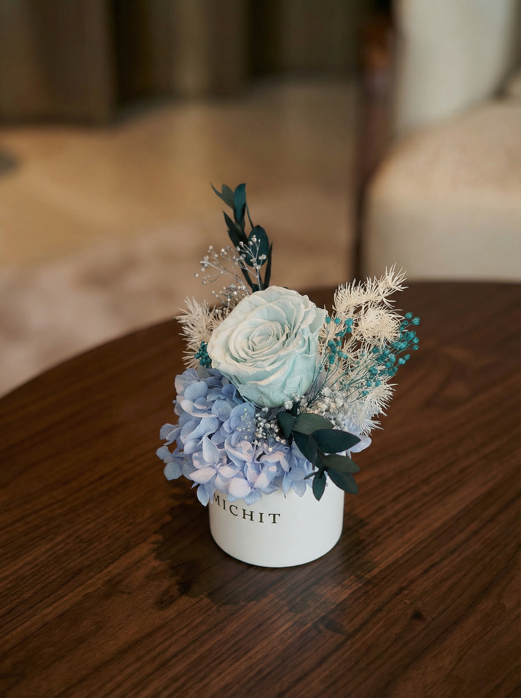 Starlet - Preserved Flower Vase Decor