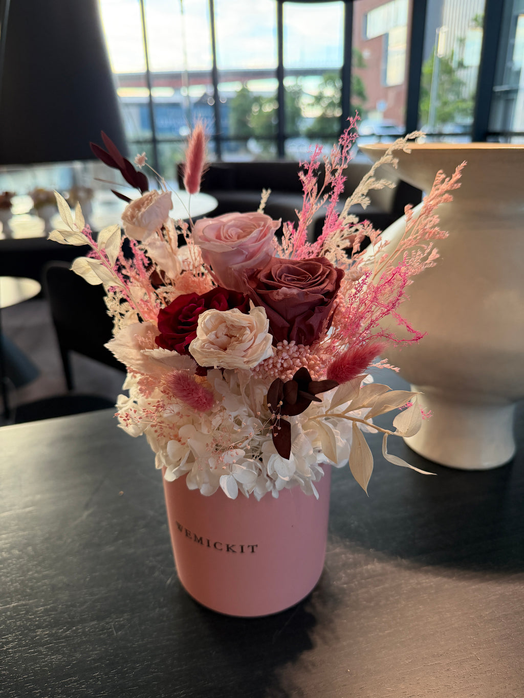 Estrus - Everlasting Preserved Flower in Vase – Pink | Anniversary Gift