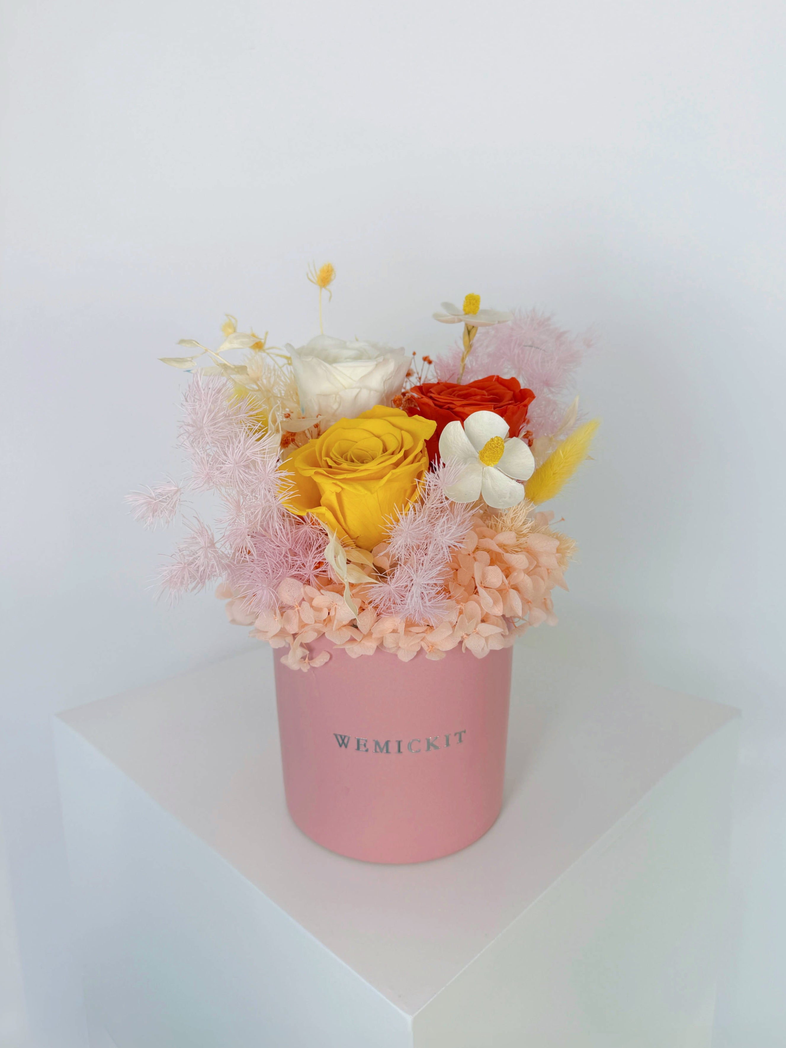 Shining Love - Preserved Flower Vase Decor